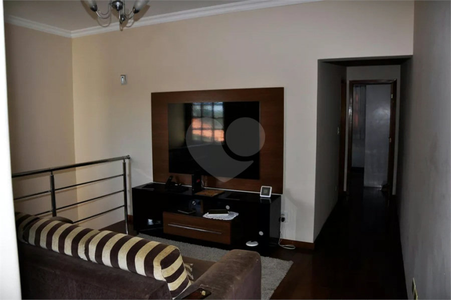 Sobrado à venda com 3 quartos, sendo 1 suíte, em Jaraguá, São Paulo, SP