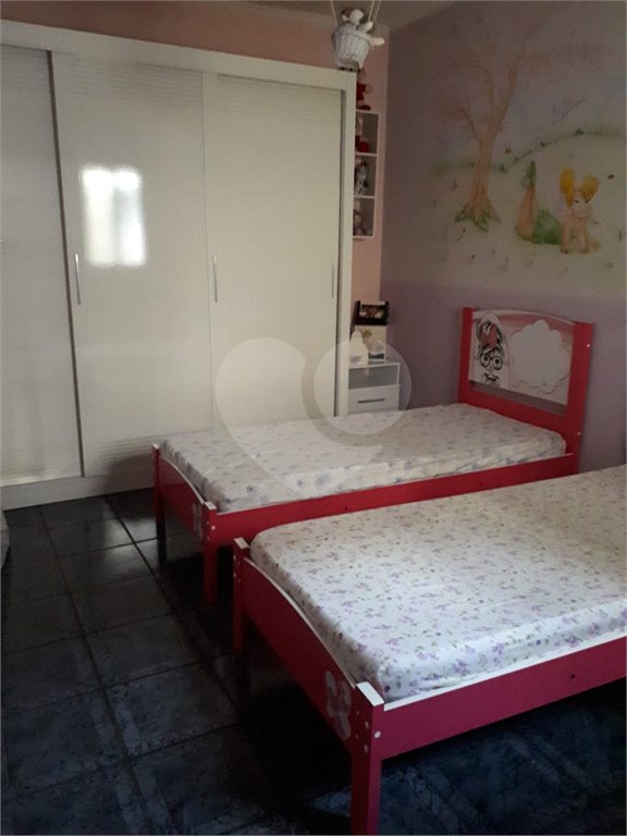Sobrado à venda com 4 quartos, sendo 1 suíte,  em Parque Novo Mundo, São Paulo, SP