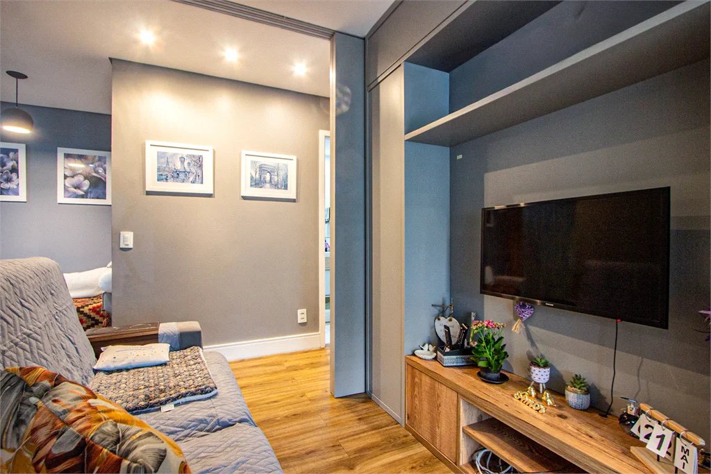 Apartamento à venda com 2 quartos, sendo 1 suíte,  em Jardim das Acácias, São Paulo, SP