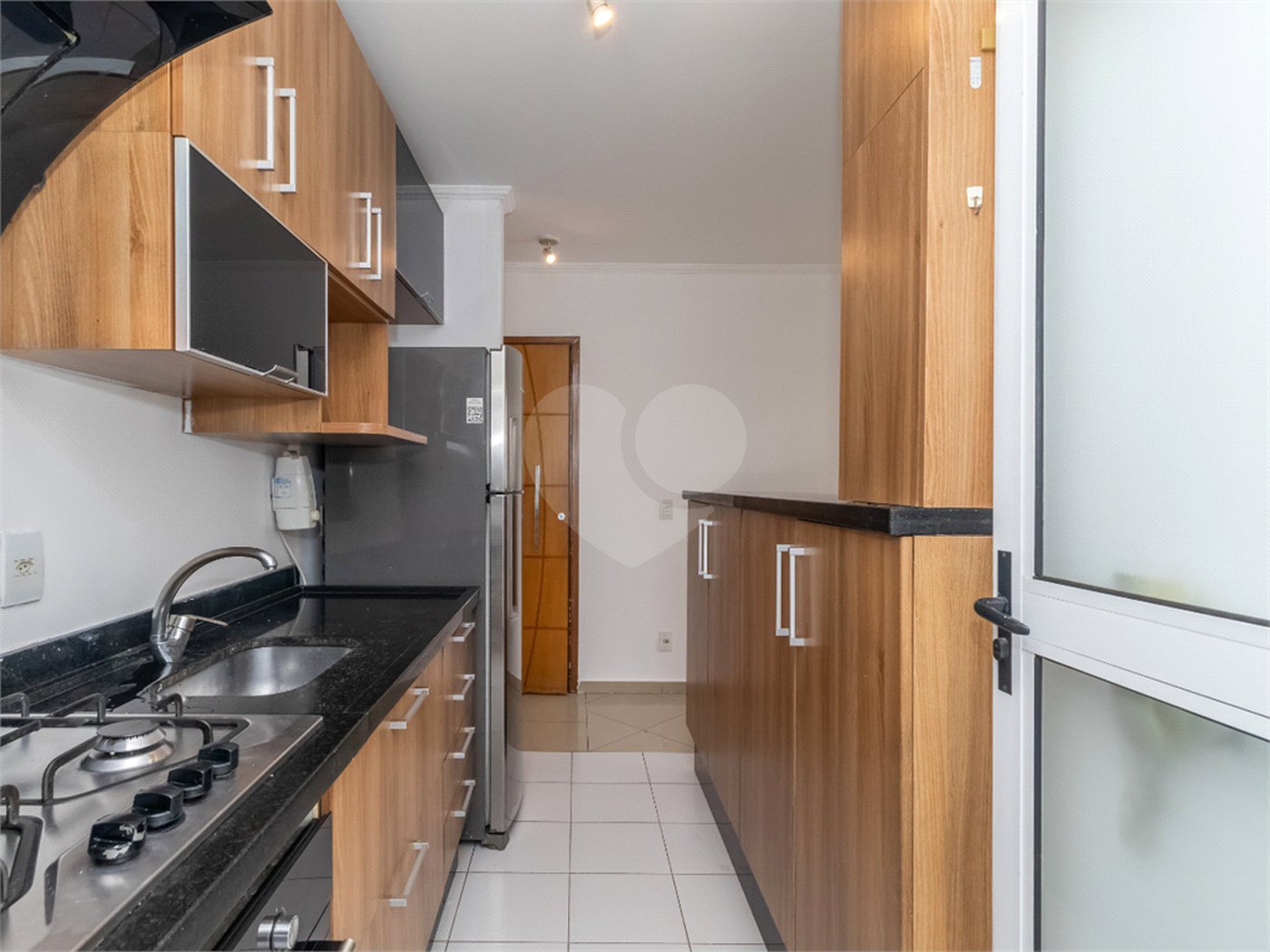 Apartamento à venda com 2 quartos em Vila Anastácio, São Paulo, SP