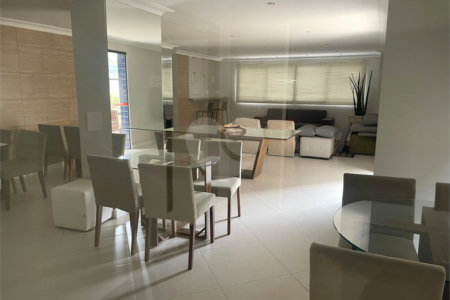 Apartamento à venda com 3 quartos, sendo 1 suíte, em Morumbi, São Paulo, SP