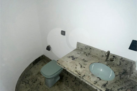 Apartamento à venda com 4 quartos, sendo 2 suítes, em Vila Nova, Cabo Frio, RJ