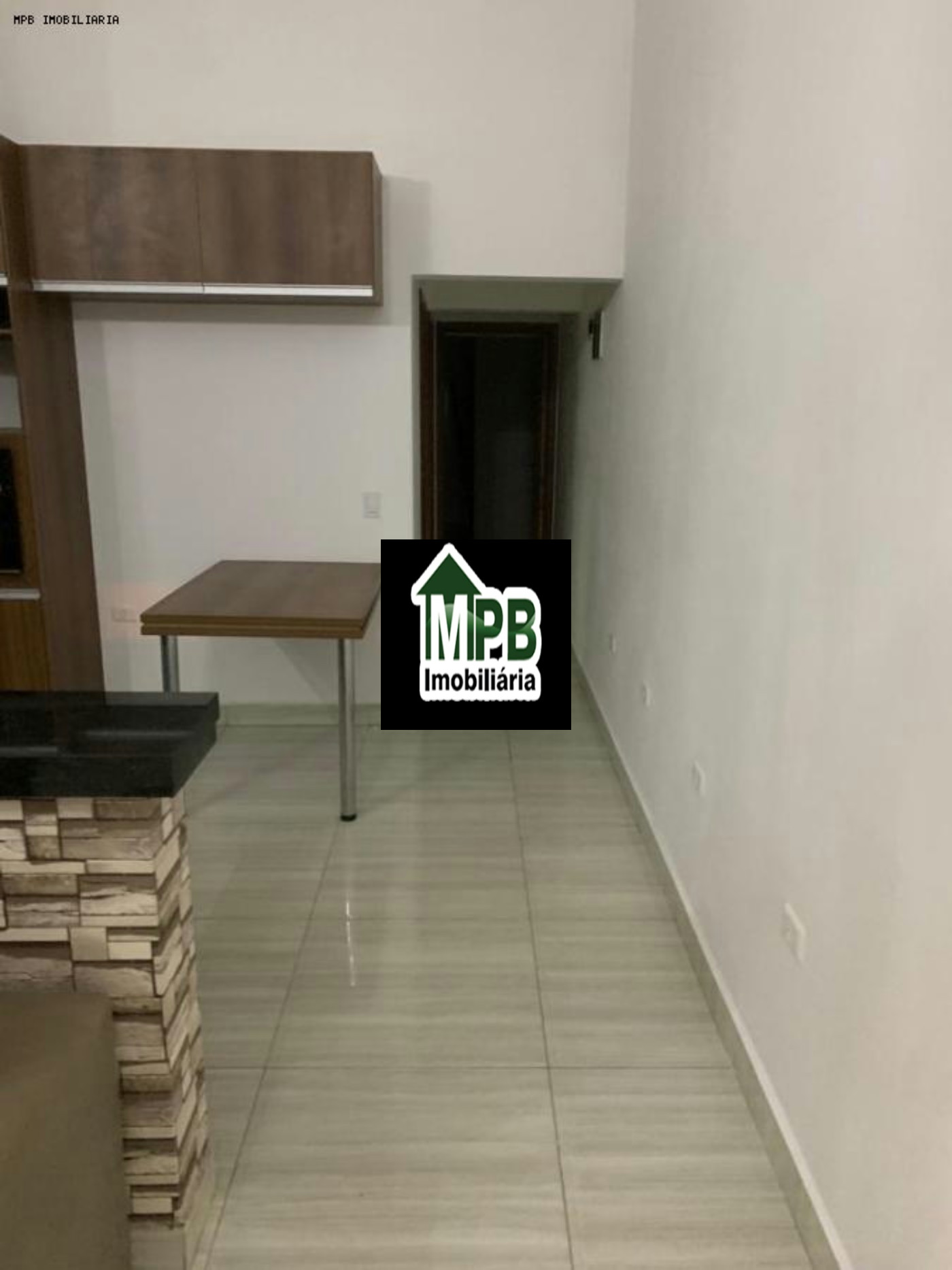 Casa à venda com 2 quartos, sendo 1 suíte,  no condomínio Horto Florestal 2, Sorocaba - SP