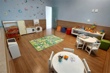 Casa à venda com 4 suítes no condomínio Figueira Garden, Atibaia - SP