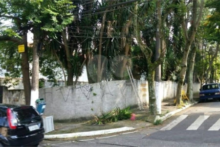 Terreno à venda no condomínio Senador Vergueiro, São Paulo - SP