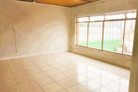 Casa à venda ou para alugar com 7 quartos, sendo 2 suítes, em Jardim Peri Peri, São Paulo, SP