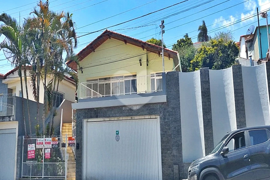 Casa Térrea à venda ou para alugar com 4 quartos, sendo 2 suítes, no Centro, Mairiporã, SP