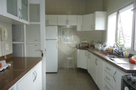 Apartamento à venda com 3 quartos, sendo 1 suíte, em Vila Suzana, São Paulo, SP