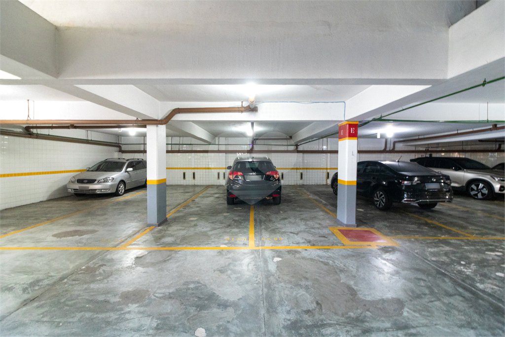 Apartamento à venda com 4 quartos, sendo 3 suítes, em Brooklin Paulista, São Paulo, SP