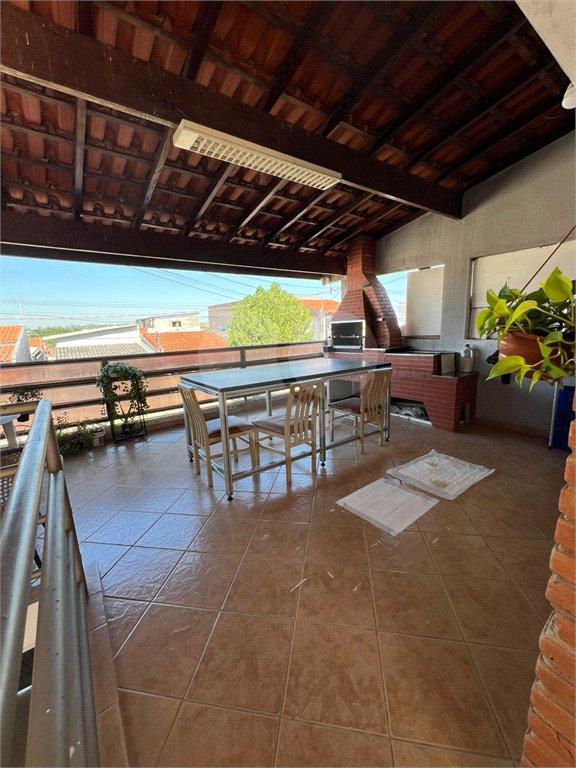 Casa à venda com 2 quartos, sendo 9 suítes, em Salto de São José, Salto, SP