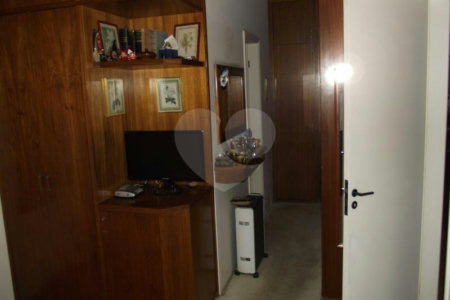 Apartamento à venda com 3 quartos, sendo 1 suíte, em Vila Andrade, São Paulo, SP