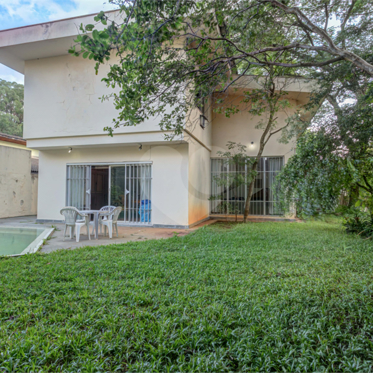 Casa à venda com 4 quartos, sendo 3 suítes, em Jardim Marajoara, São Paulo, SP