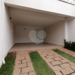 Casa para alugar com 3 quartos, sendo 1 suíte, no condomínio Recanto dos Paturis, Vinhedo - SP