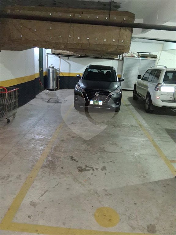Apartamento à venda com 4 quartos, sendo 1 suíte,  em Vila Andrade, São Paulo, SP