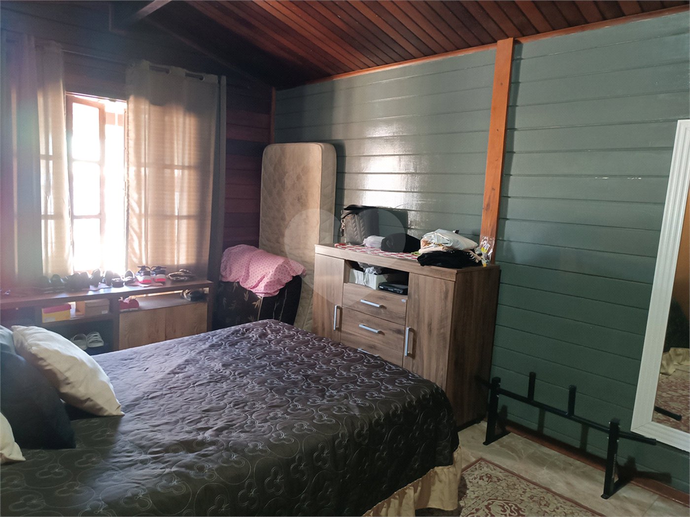 Casa à venda com 5 quartos, sendo 3 suítes, em Jardim Villaça, São Roque, SP
