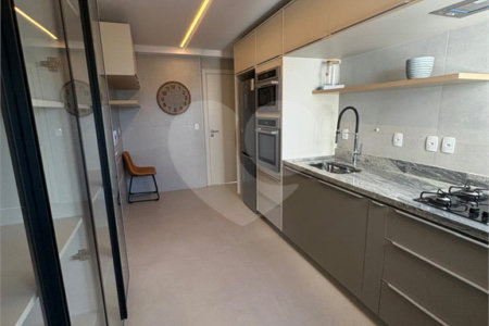 Apartamento à venda com 3 suítes em Urbanova, São José dos Campos, SP