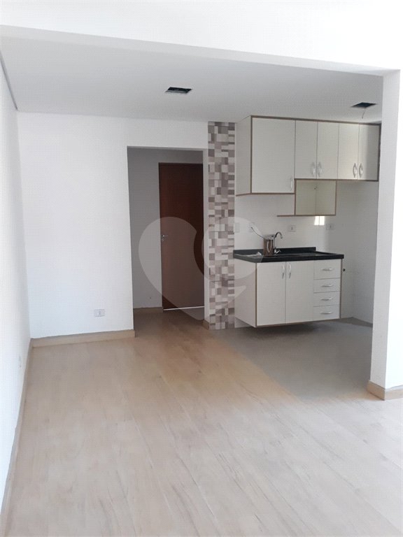 Apartamento à venda ou para alugar com 2 quartos, sendo 1 suíte, em Jardim Flórida, São Roque, SP