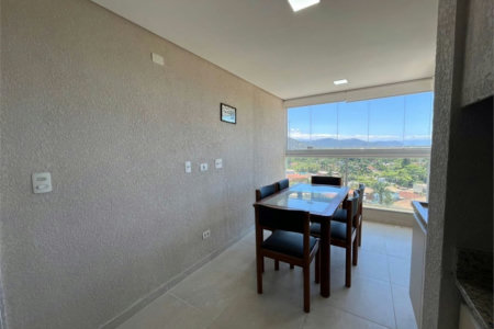 Apartamento com 2 dormitórios à venda, 69 m² por R$ 670.000,00 - Jardim Virgínia - Guarujá/SP