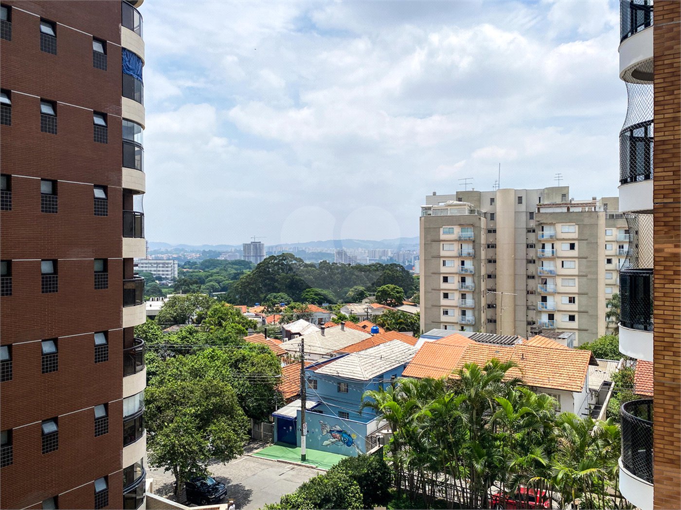 Apartamento à venda com 4 quartos, sendo 3 suítes, em Alto da Lapa, São Paulo, SP