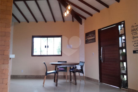 Chácara à venda com 2 quartos, sendo 1 suíte,  no Centro, Gramadinho, SP
