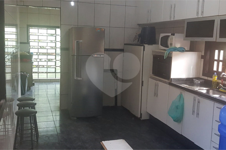 Sobrado à venda com 3 quartos, sendo 1 suíte, em Vila Nova Cachoeirinha, São Paulo, SP