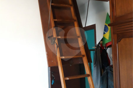 Sobrado à venda com 3 quartos, sendo 1 suíte,  em Jardim Oriental, São Paulo, SP