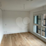 Apartamento à venda com 3 suítes em Moema, São Paulo, SP