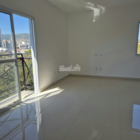 Apartamento à venda com 2 quartos, sendo 1 suíte, em Vila Thais, Atibaia, SP