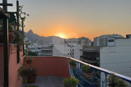 Cobertura à venda com 4 quartos, sendo 2 suítes, em Tijuca, Rio de Janeiro, RJ