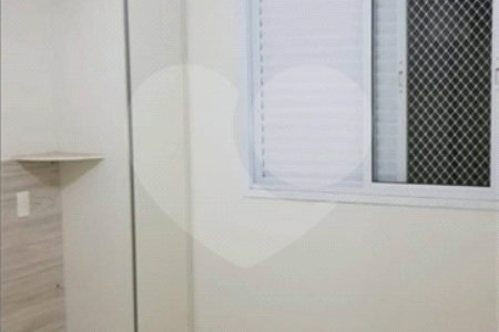 Apartamento à venda no condomínio Residencial Vancouver, em Araraquara-SP.