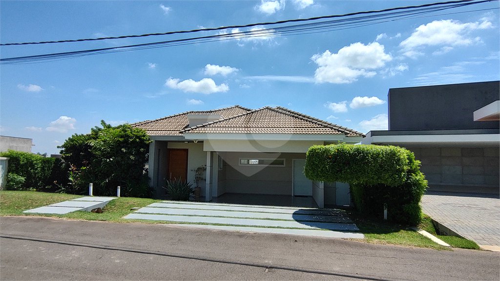 Casa à venda com 4 suítes no condomínio Parque Ytu Xapada, Itu - SP