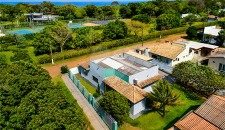 Casa Térrea à venda com 3 quartos, sendo 1 suíte,  no Centro, Chapada dos Guimarães, MT