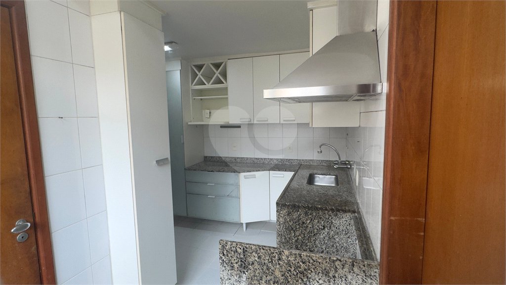 Cobertura à venda com 3 quartos, sendo 1 suíte,  em Tijuca, Rio de Janeiro, RJ