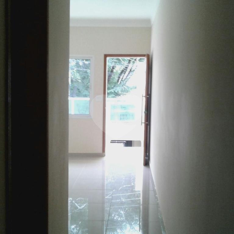 Casa à venda com 3 quartos, sendo 1 suíte,  em Vila Nivi, São Paulo, SP