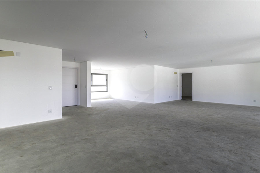 Apartamento à venda com 4 quartos, sendo 3 suítes, em Perdizes, São Paulo, SP