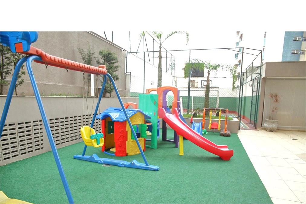 Apartamento à venda com 3 suítes em Nova Petrópolis, São Bernardo do Campo, SP