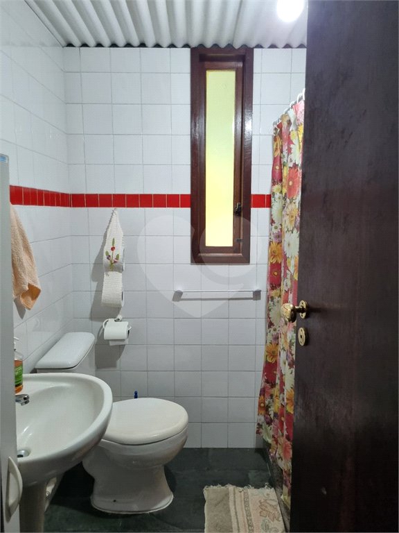 Apartamento à venda com 3 quartos, sendo 2 suítes, em Cônego, Nova Friburgo, RJ