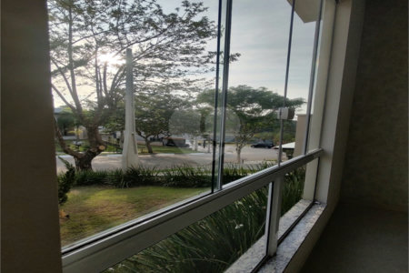 Casa à venda com 3 quartos, sendo 1 suíte,  no condomínio Atibaia Park 1, Atibaia - SP