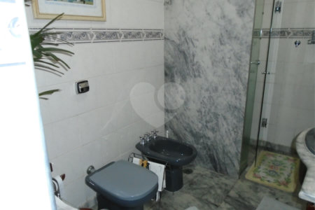 Casa Térrea à venda com 3 quartos, sendo 1 suíte,  em Alto da Boa Vista, São Paulo, SP