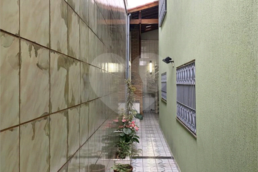 Sobrado à venda com 4 quartos, sendo 1 suíte, em Artur Alvim, São Paulo, SP