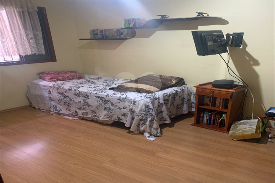 Sobrado à venda com 4 quartos em Santana, São Paulo, SP
