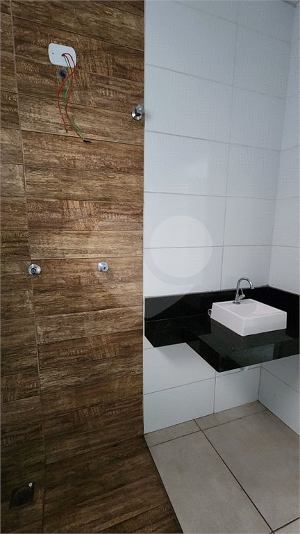 Casa à venda com 2 quartos, sendo 1 suíte, em Residencial Vila Martins, Salto, SP