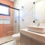 Casa à venda com 4 suítes no condomínio Residencial dos Lagos, Itupeva - SP