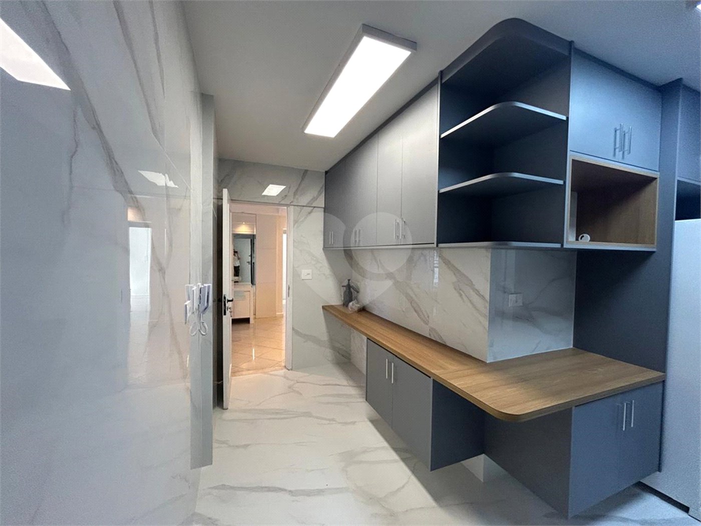 Apartamento para alugar com 3 quartos, sendo 1 suíte,  em Pinheiros, São Paulo, SP