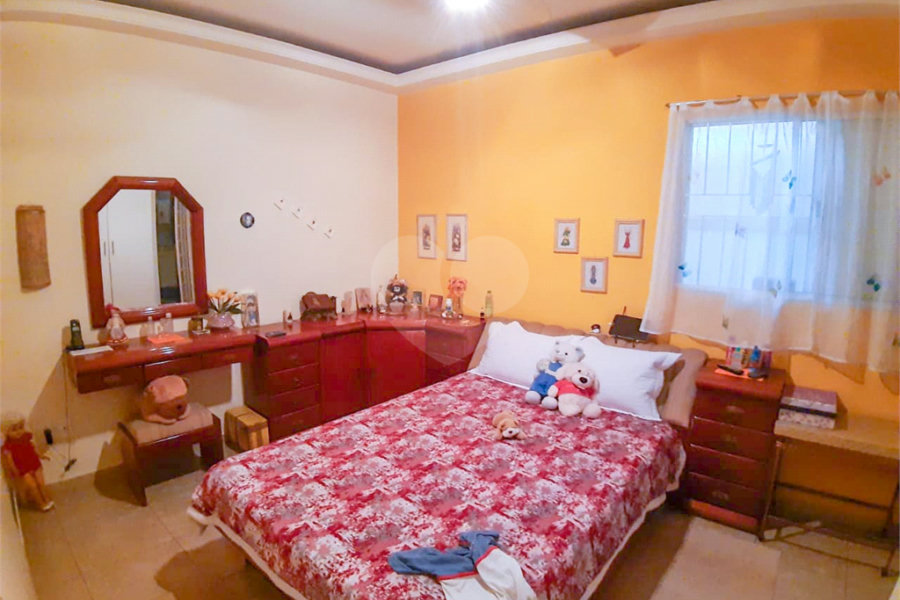 Casa Térrea à venda com 3 suítes em Mandaqui, São Paulo, SP