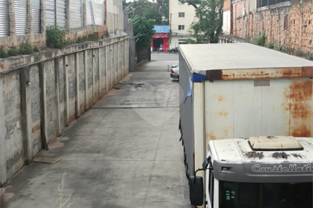 Terreno à venda em Vila Alexandria, São Paulo, SP