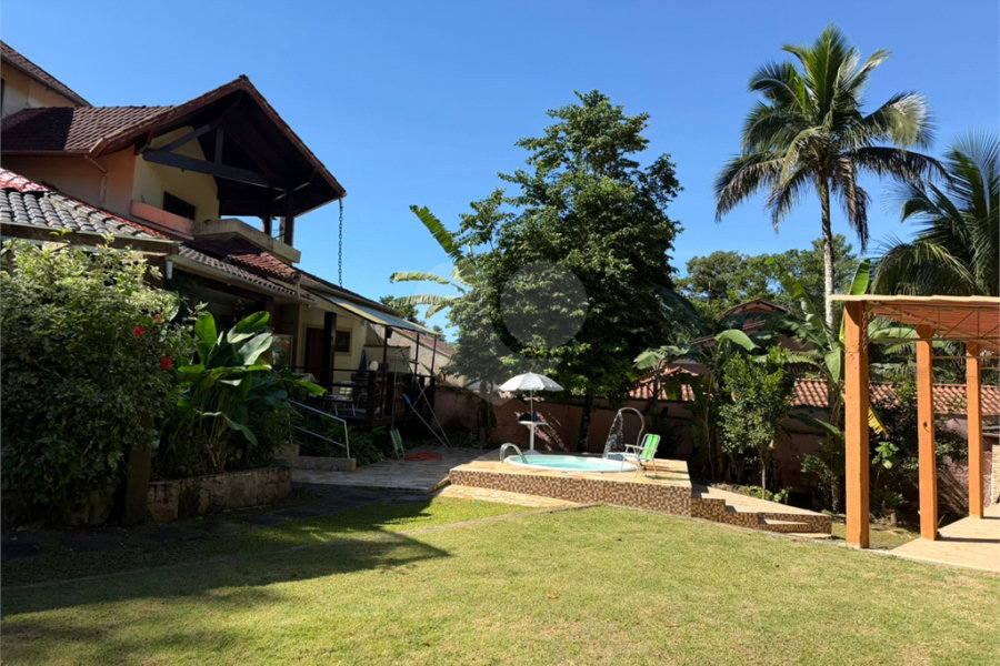 Casa à venda com 6 suítes em Massaguaçu, Caraguatatuba, SP