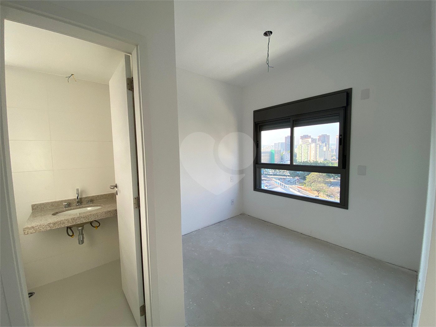 Apartamento à venda com 2 quartos, sendo 1 suíte,  em Perdizes, São Paulo, SP