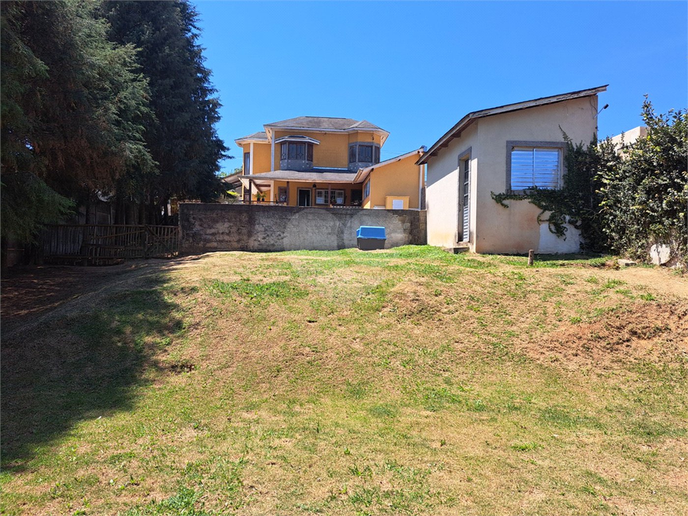 Casa à venda com 3 suítes em Granja Viana, Cotia, SP
