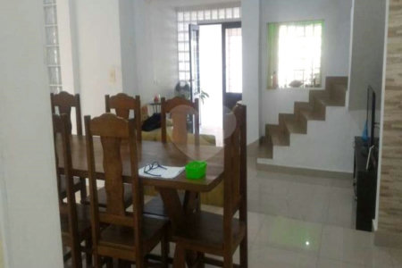Casa à venda com 3 suítes em Rio Pequeno, São Paulo, SP
